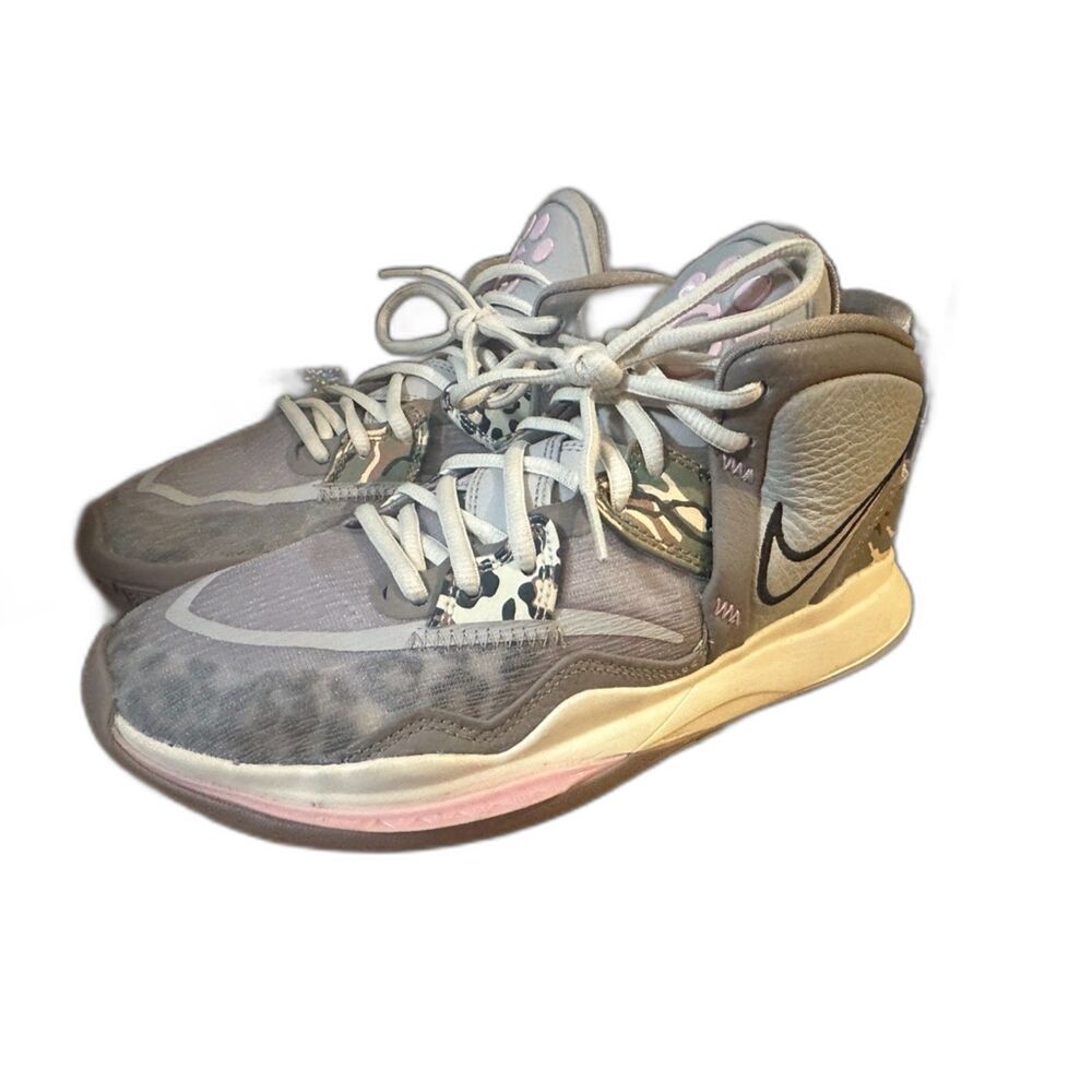 Kyrie Infinity W9/M7.5 Leopard Camo - EUC
